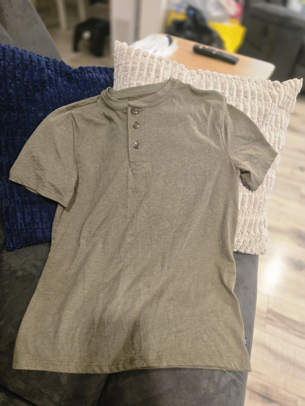 GAP Boy's Olive Green Short Sleeve Henley